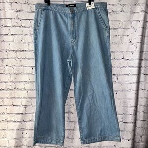 Express NWT Women’s Cropped Wide Leg Super High Rise Jeans Size 18